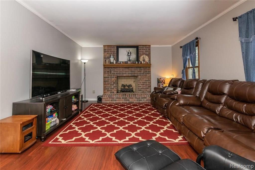 596 Bolinger Street Rochester Hills, MI 48307 - Photo 12 of 25