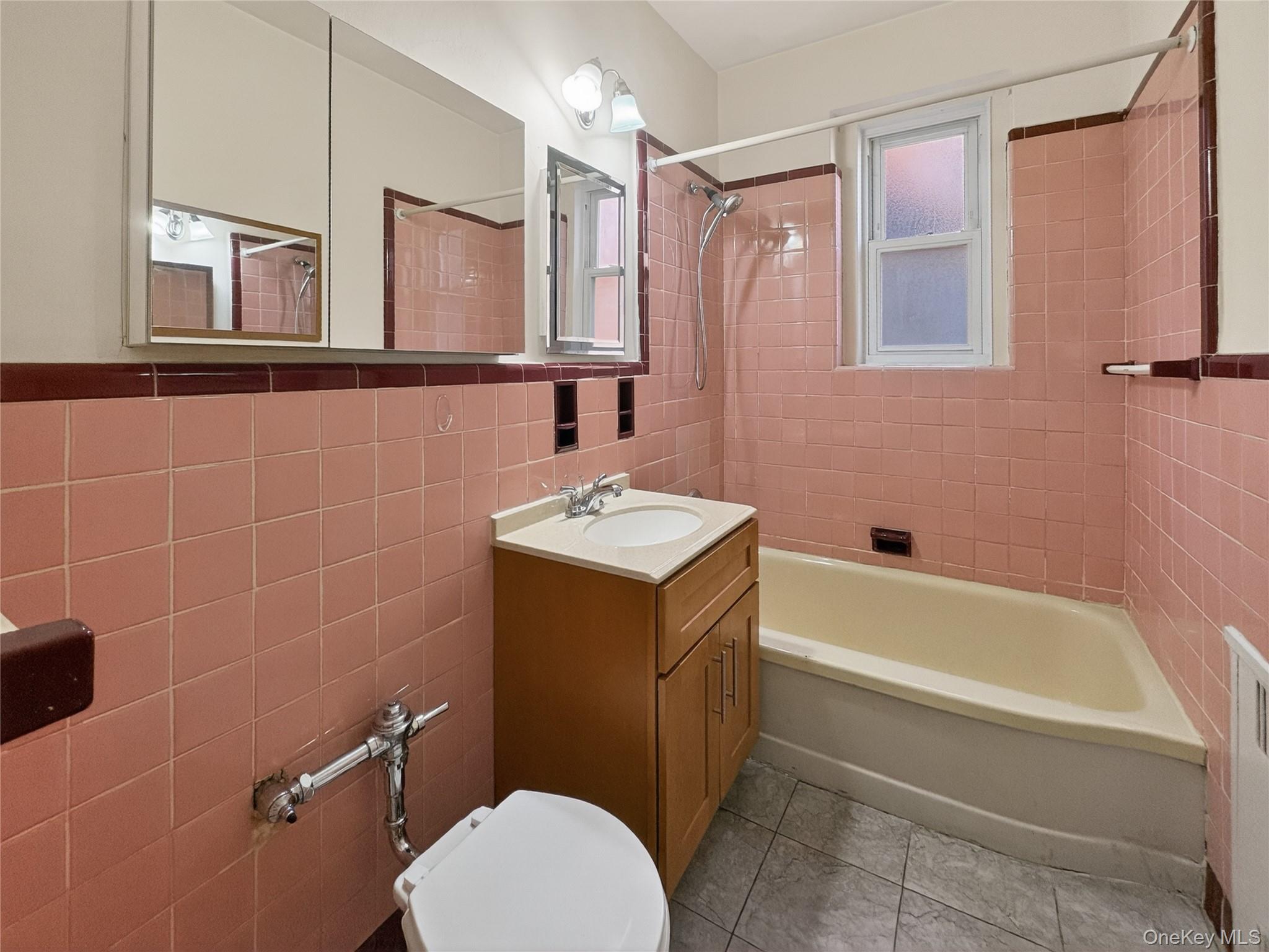 45 Kew Gardens Road, Unit 5N Queens, NY 11415 - Photo 12 of 16 Bathroom