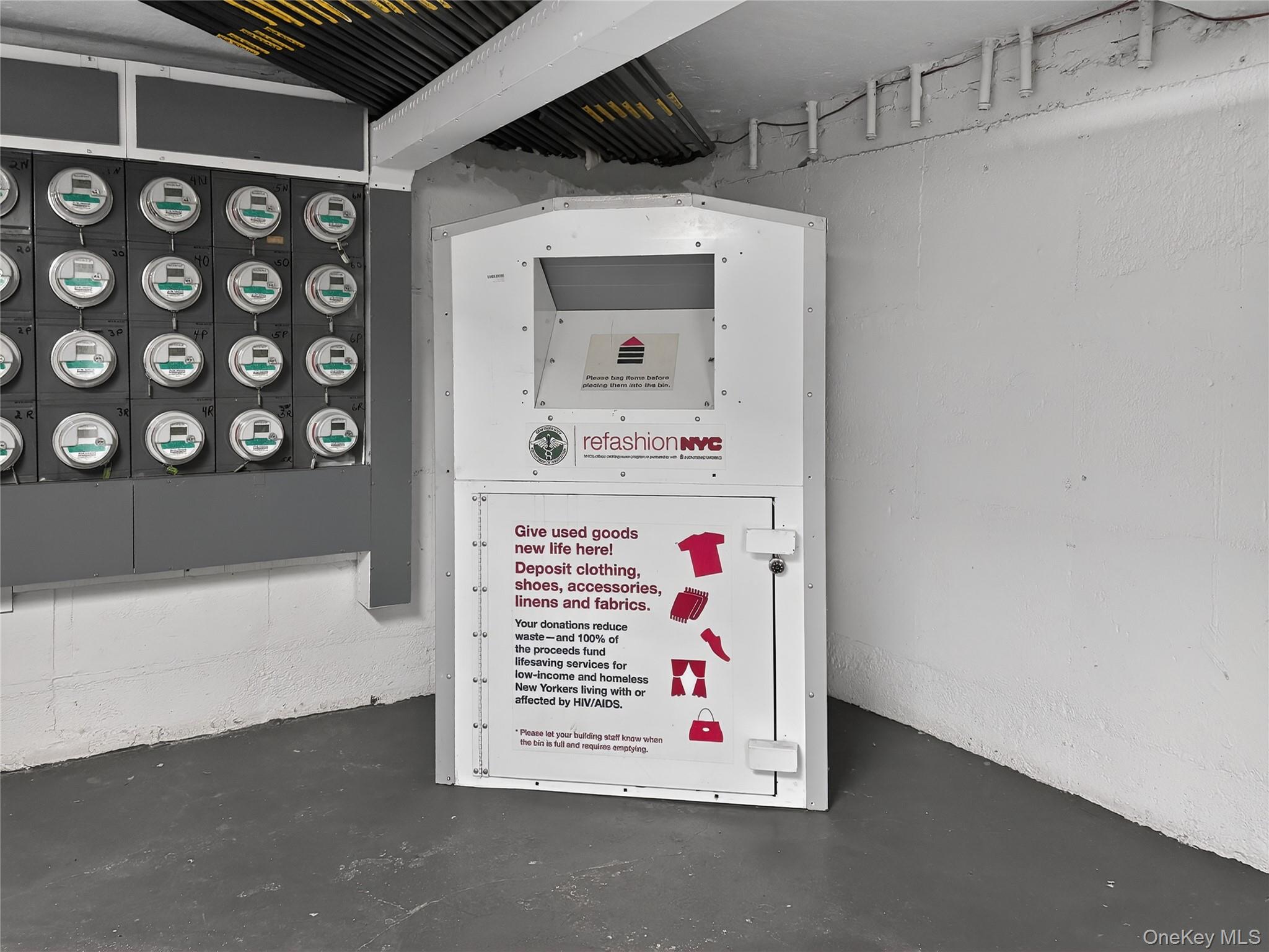 45 Kew Gardens Road, Unit 5N Queens, NY 11415 - Photo 15 of 16 Clothes Recycling