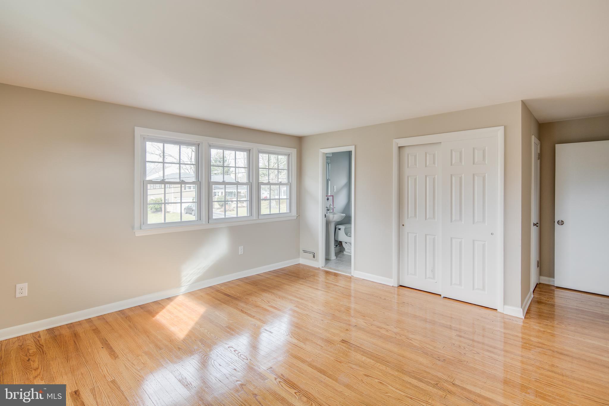 906 Hilltop Road Cinnaminson, NJ 08077 - Photo 18 of 24 Gallery Image 18