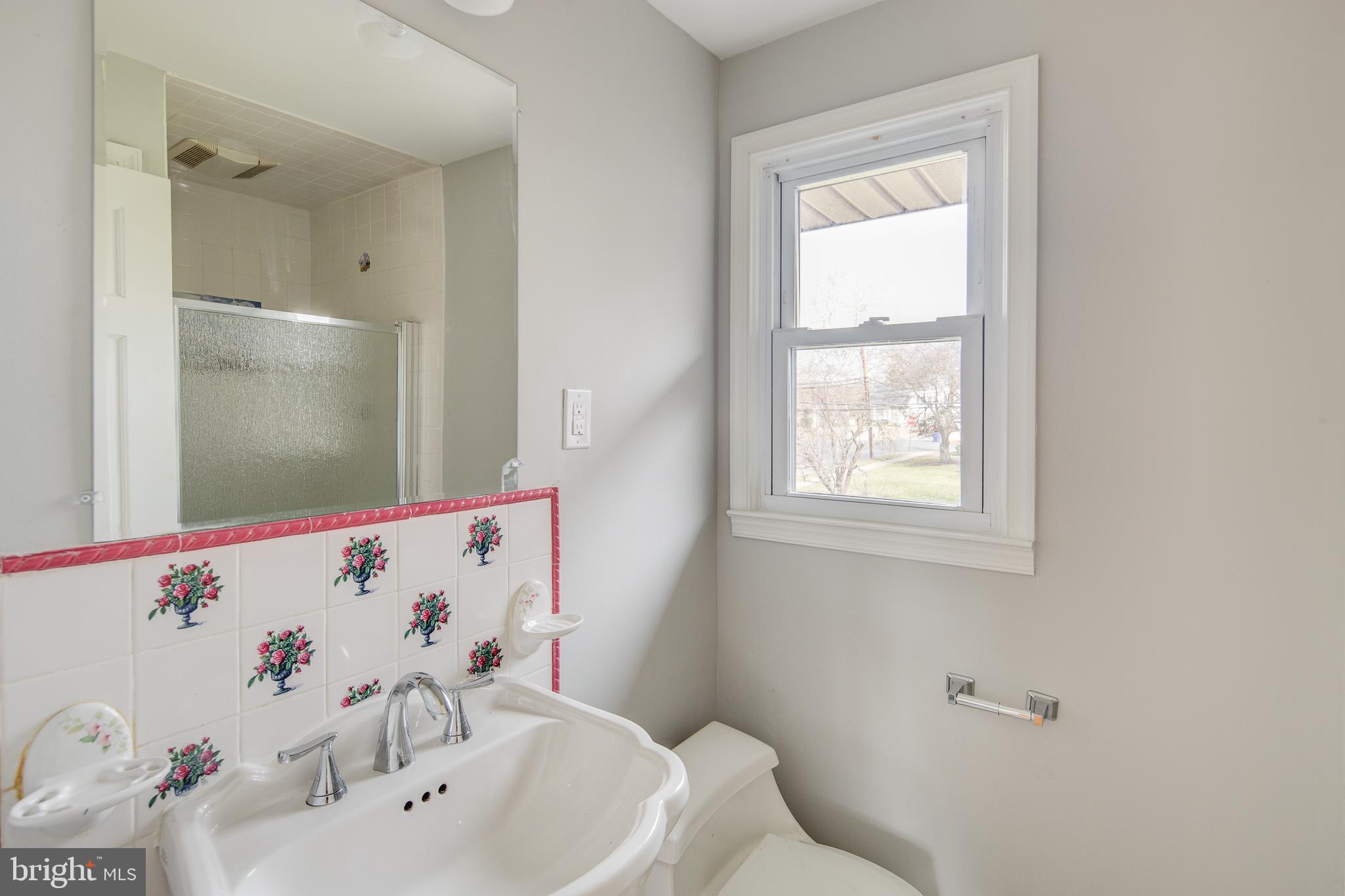 906 Hilltop Road Cinnaminson, NJ 08077 - Photo 19 of 24 Gallery Image 19