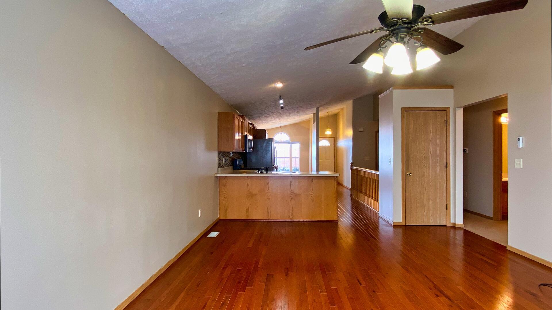 3412 Bohmer Drive Bloomington, IL 61704 - Photo 14 of 45