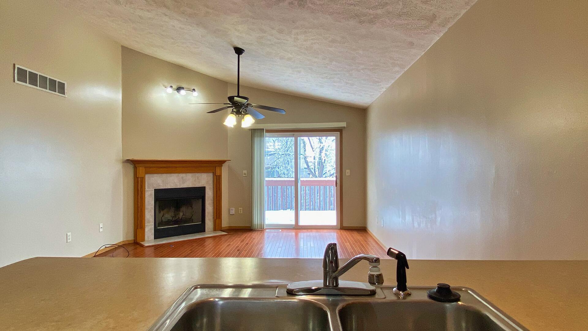 3412 Bohmer Drive Bloomington, IL 61704 - Photo 8 of 45