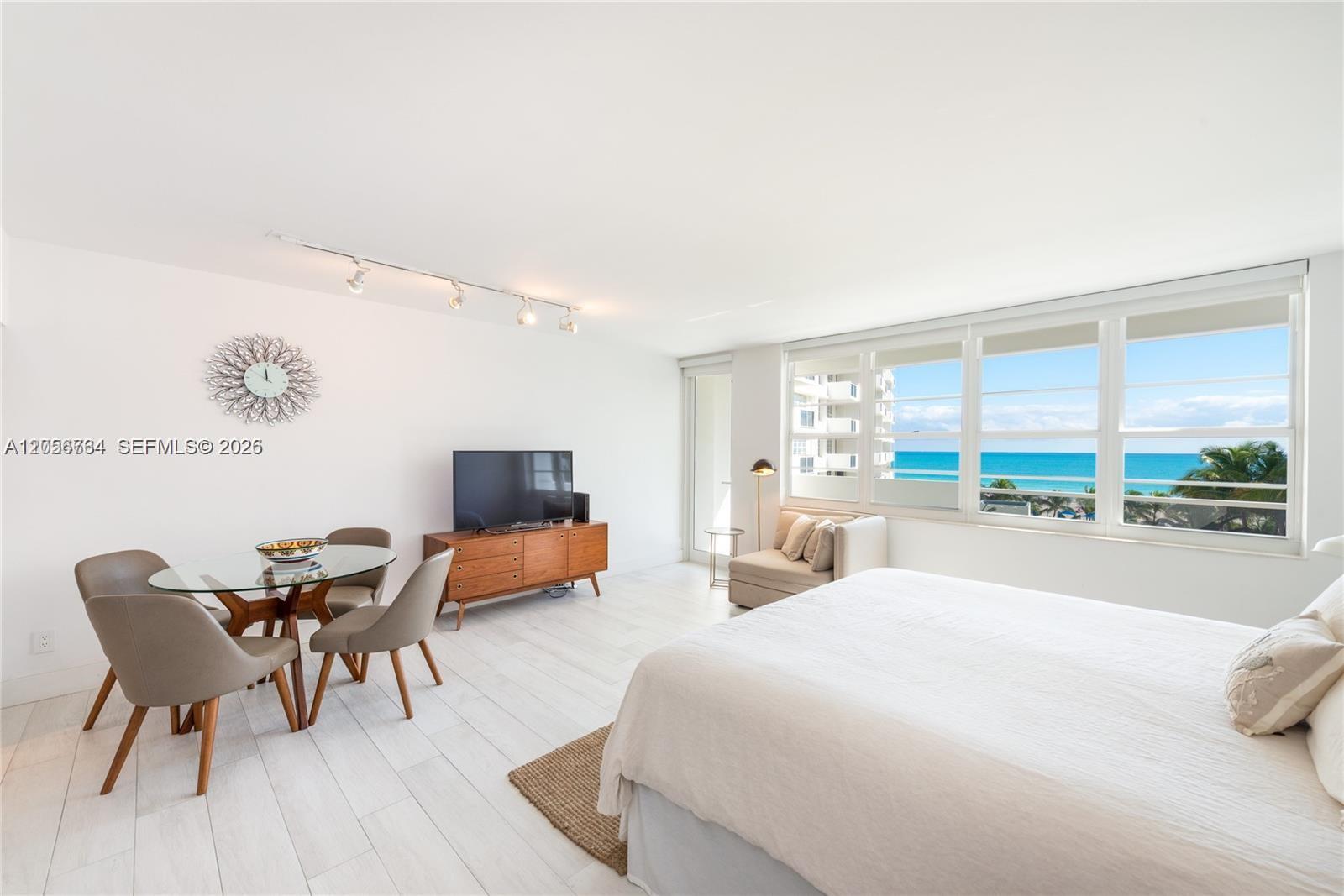 100 Lincoln Road, Unit 619 Miami Beach, FL 33139 - Photo 2 of 17 Gallery Image 2