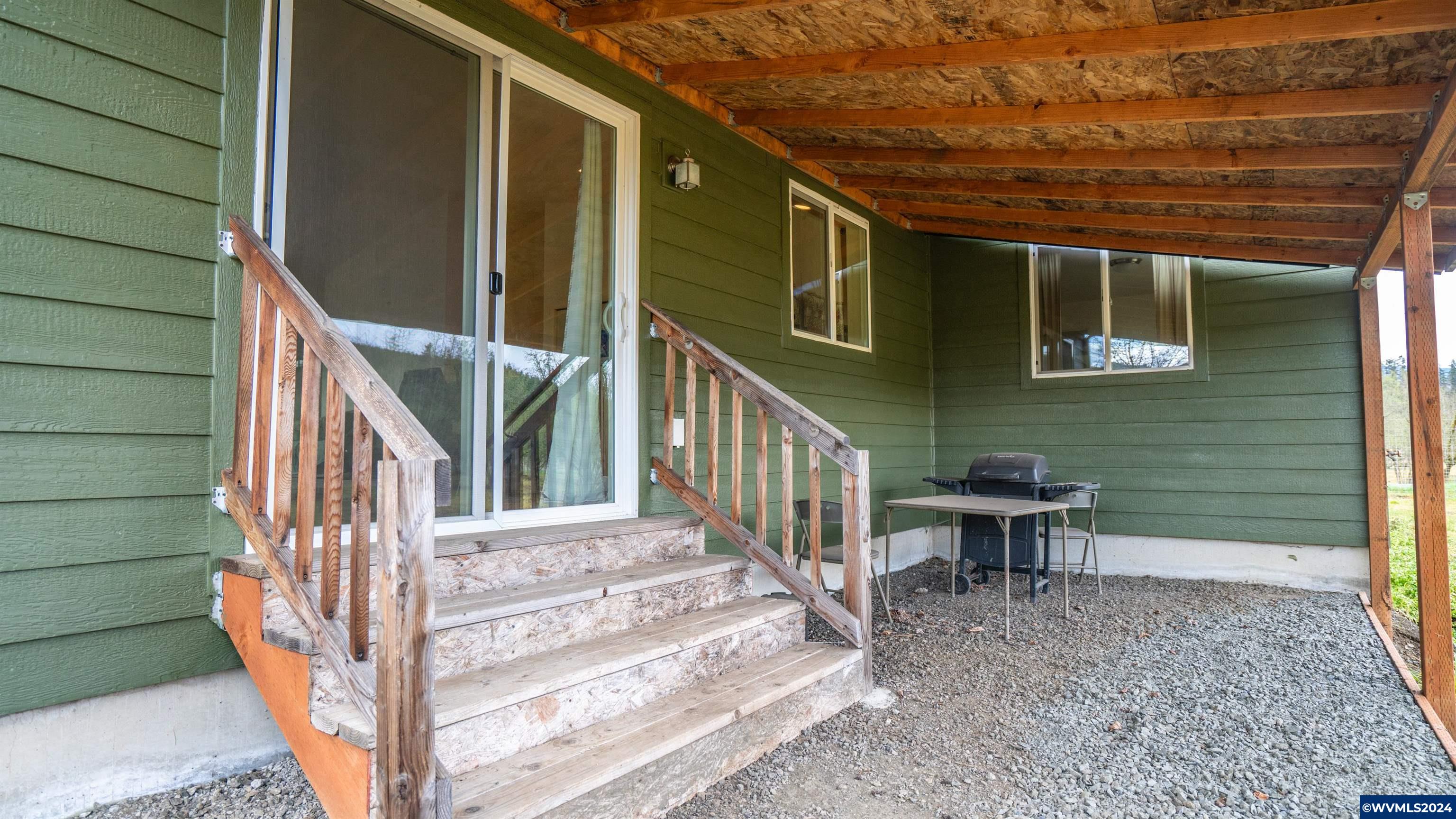 37082 Goats Road Springfield, OR 97478 - Photo 24 of 35