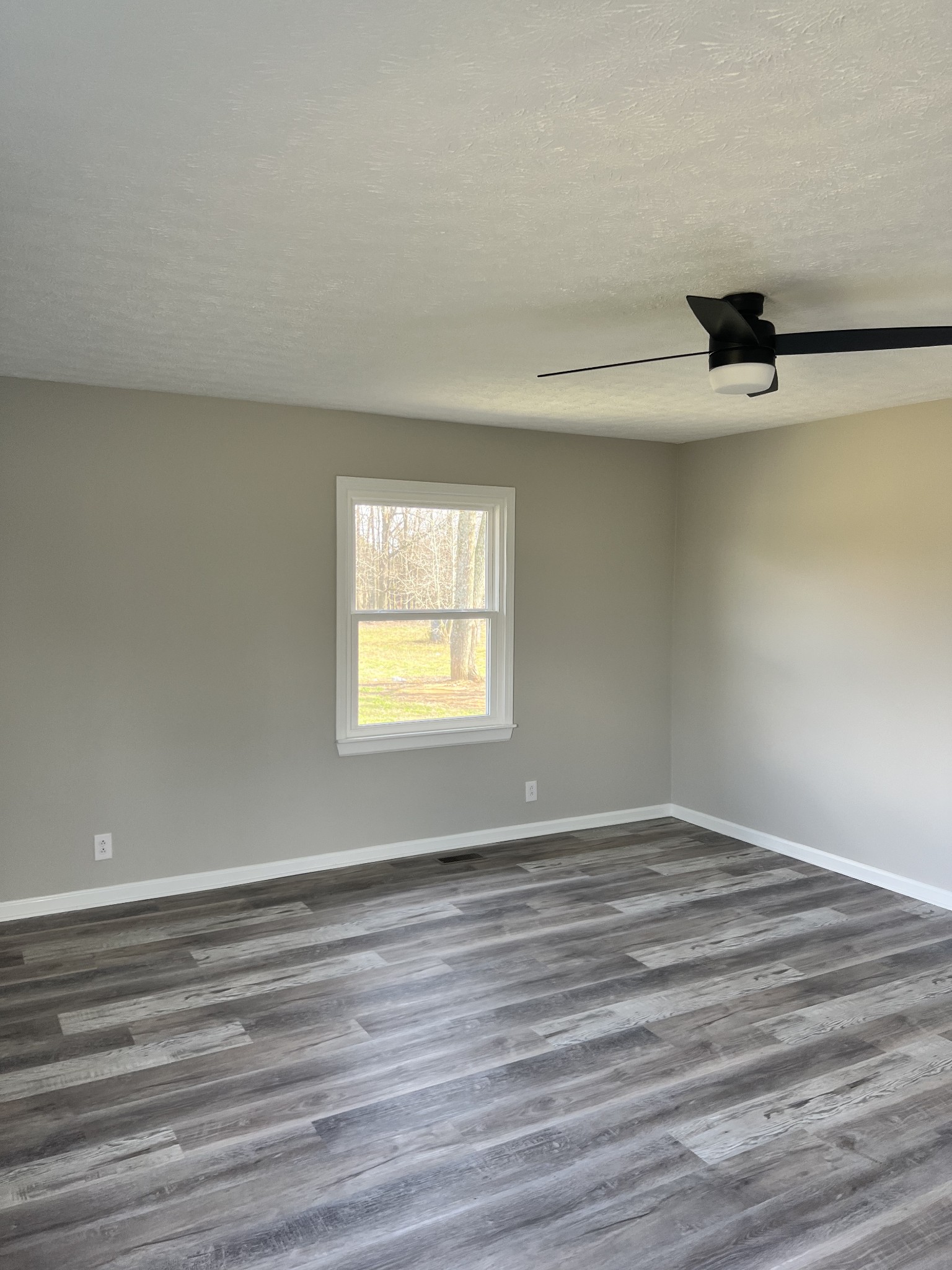 225 Whitaker Road Shelbyville, TN 37160 - Photo 26 of 43 Gallery Image 26