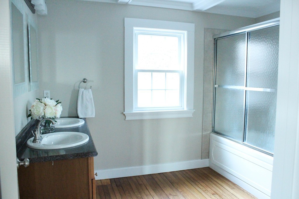 110 Thatcher Road Gloucester, MA 01930 - Photo 11 of 24