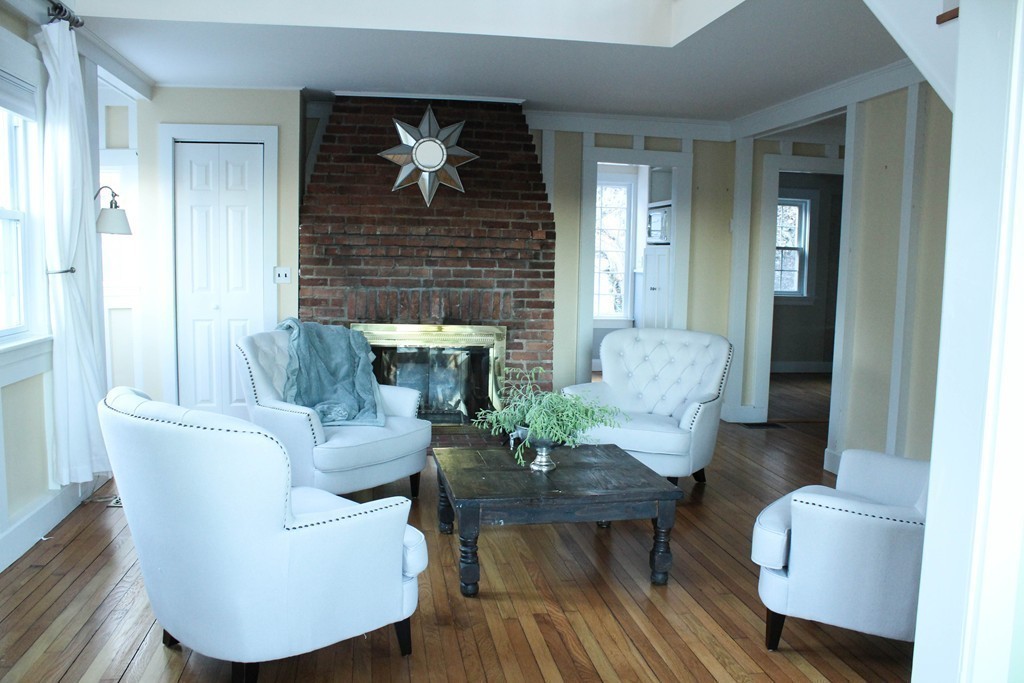 110 Thatcher Road Gloucester, MA 01930 - Photo 7 of 24