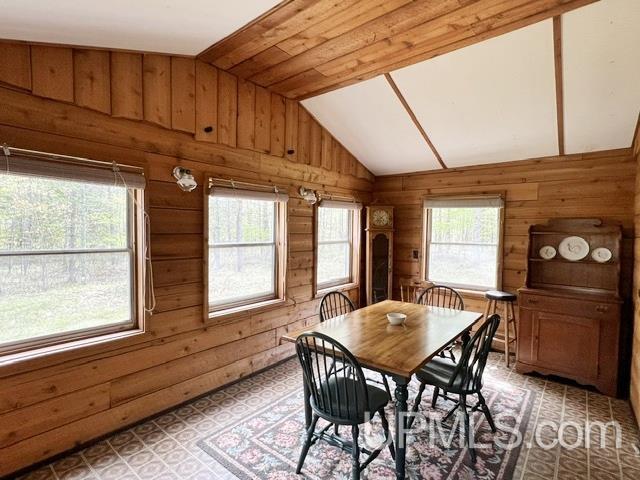 W8001 East Cataline Road Pembine, WI 54156 - Photo 2 of 27