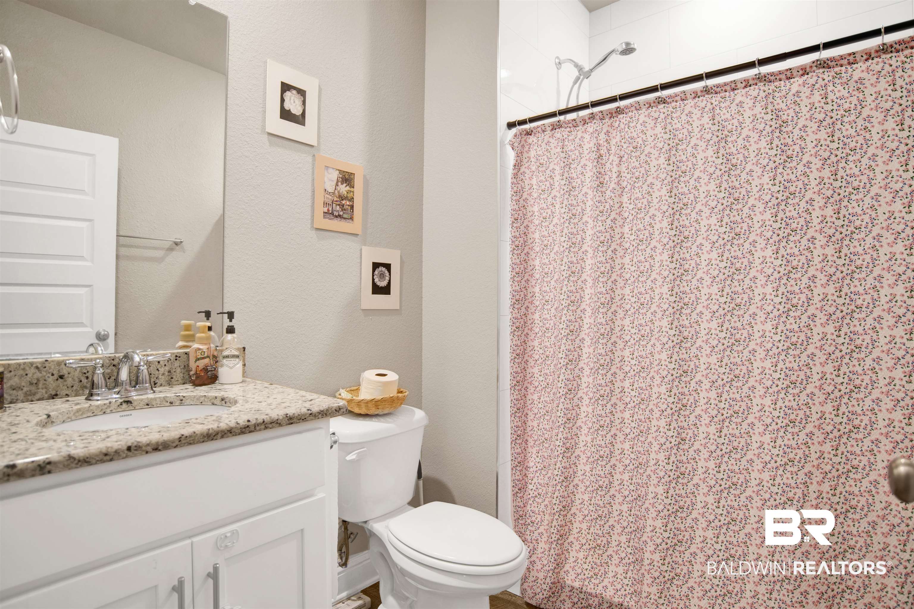 8669 Bronze Lane Foley, AL 36535 - Photo 26 of 28 Full Bath