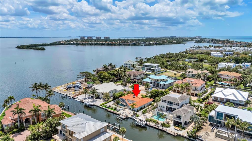 617 Rountree Drive Longboat Key, FL 34228 - Photo 2 of 41