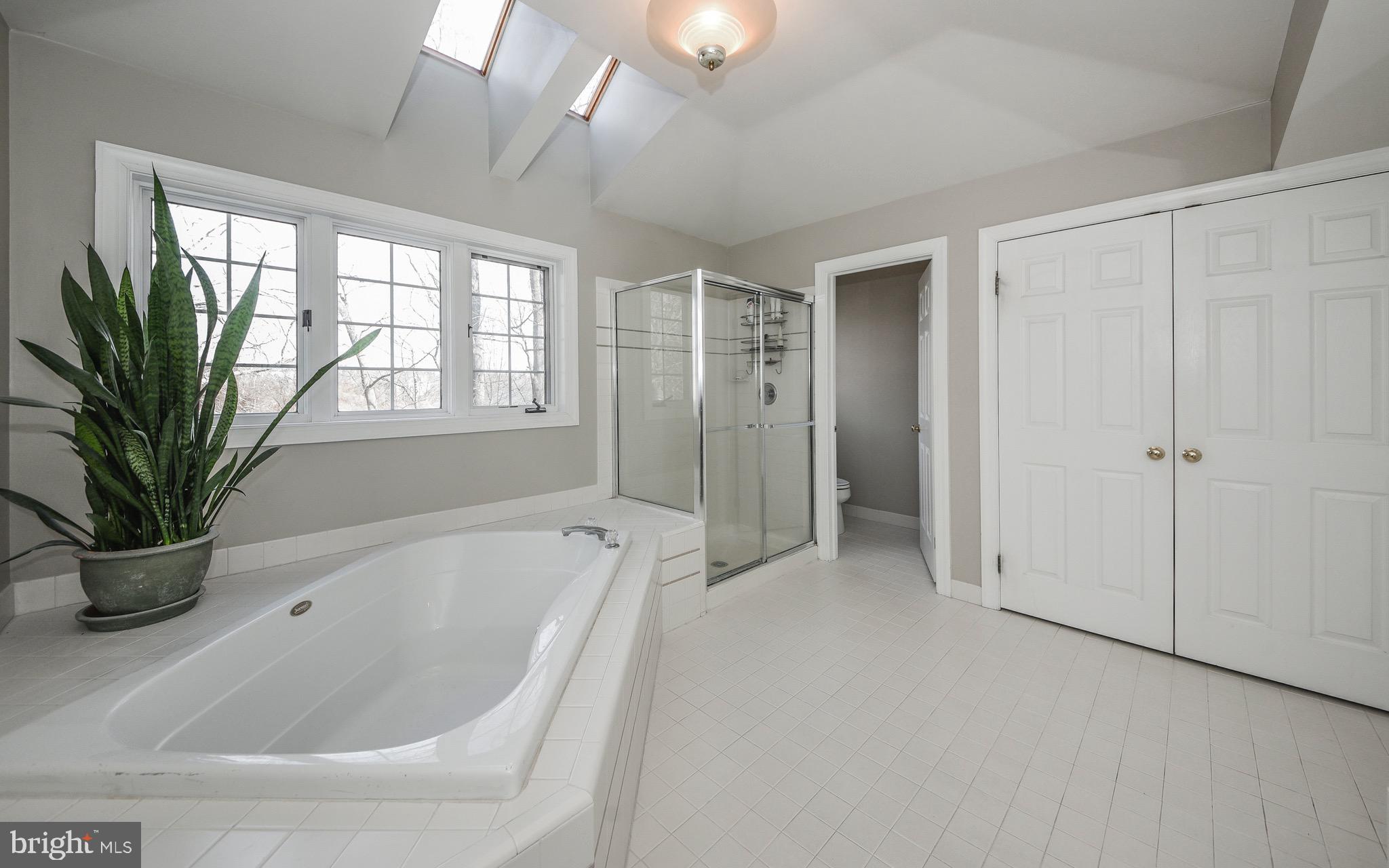 1032 South Kimbles Road Yardley, PA 19067 - Photo 25 of 44 Water closet