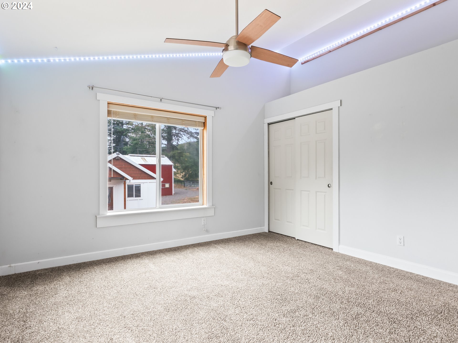 33125 Southeast Rainbow Road Estacada, OR 97023 - Photo 18 of 48 Gallery Image 18