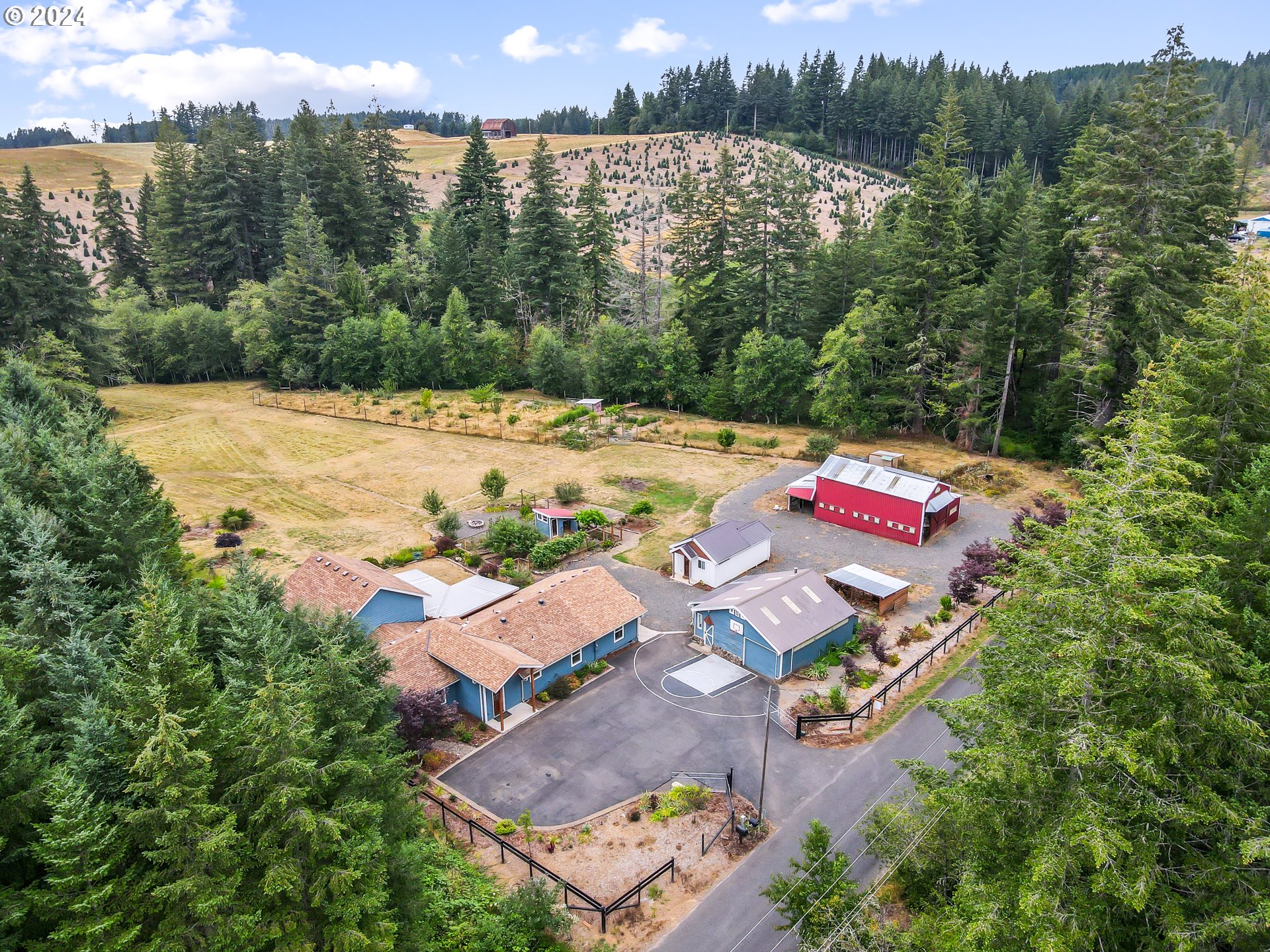 33125 Southeast Rainbow Road Estacada, OR 97023 - Photo 37 of 48 Gallery Image 37