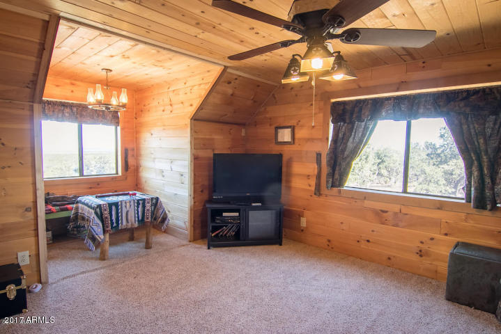 52 County Road 8144 Concho, AZ 85924 - Photo 14 of 27 Loft