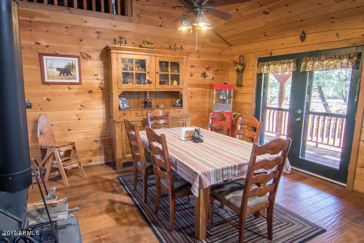 52 County Road 8144 Concho, AZ 85924 - Photo 8 of 27 Dining Room