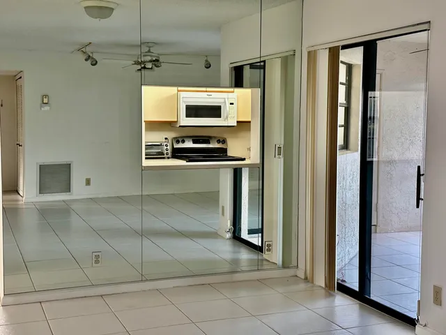 $220,000 | 5819 Parkwalk Drive, Boynton Beach, FL 33472