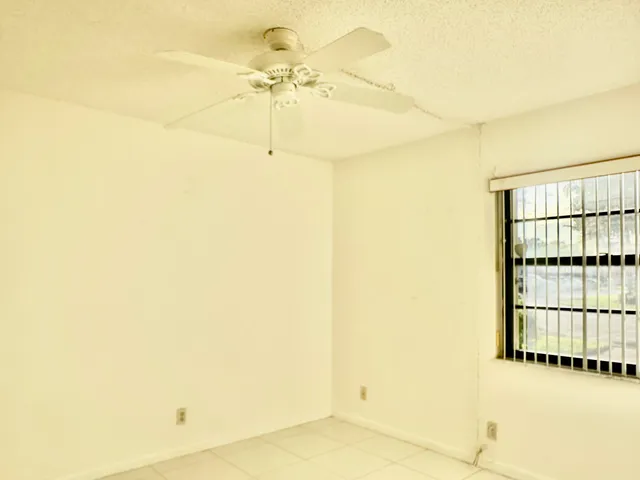 $220,000 | 5819 Parkwalk Drive, Boynton Beach, FL 33472