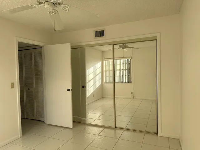 $220,000 | 5819 Parkwalk Drive, Boynton Beach, FL 33472