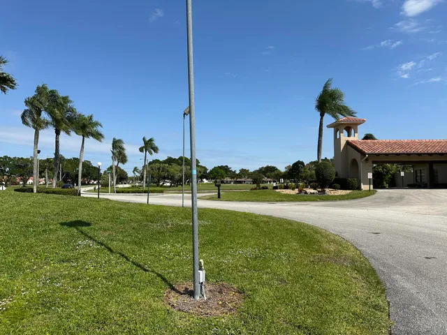 $220,000 | 5819 Parkwalk Drive, Boynton Beach, FL 33472