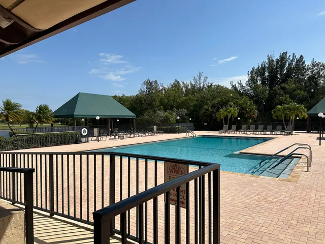 $220,000 | 5819 Parkwalk Drive, Boynton Beach, FL 33472