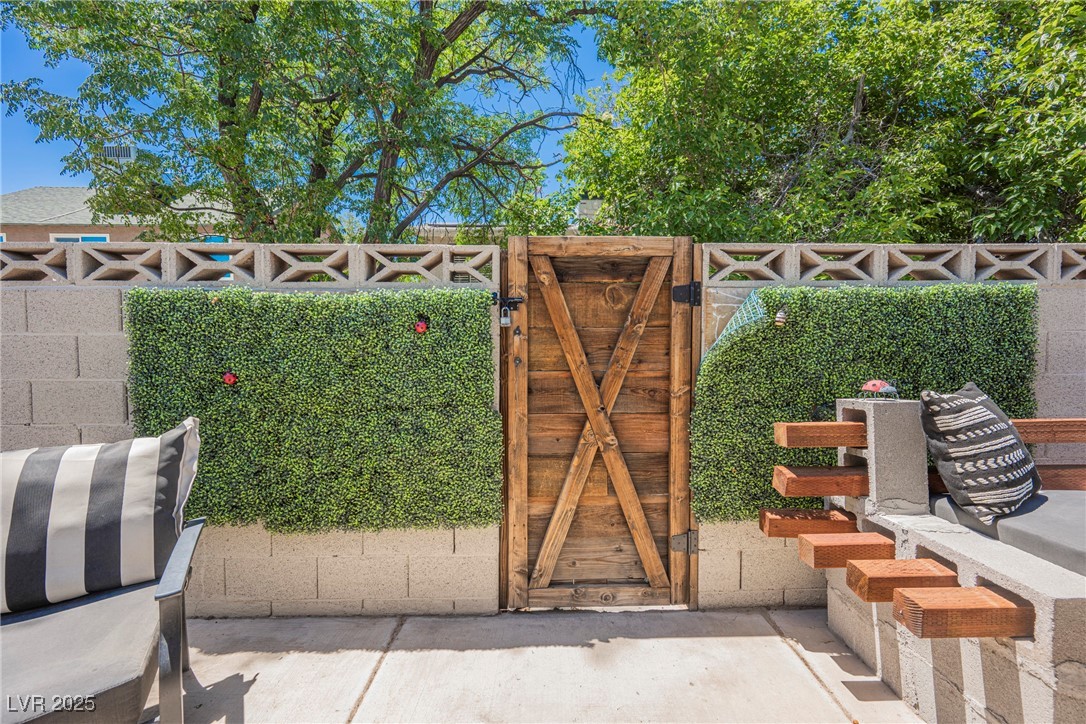 4789 Monaco Road Las Vegas, NV 89121 - Photo 42 of 46 Gallery Image 42