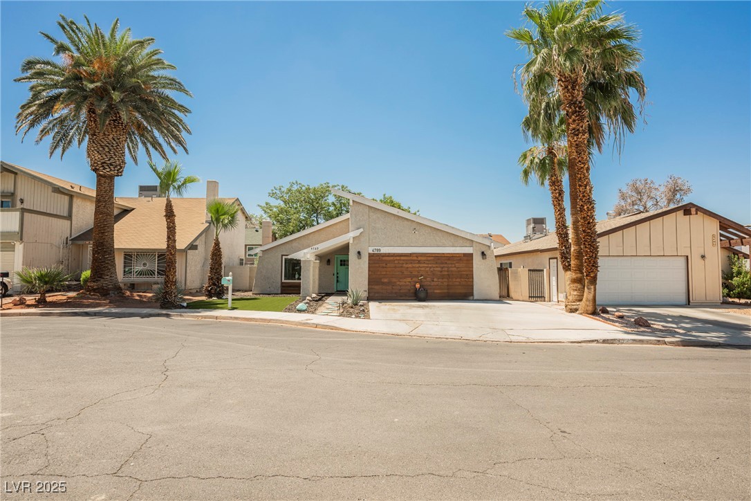 4789 Monaco Road Las Vegas, NV 89121 - Photo 5 of 46 Gallery Image 5