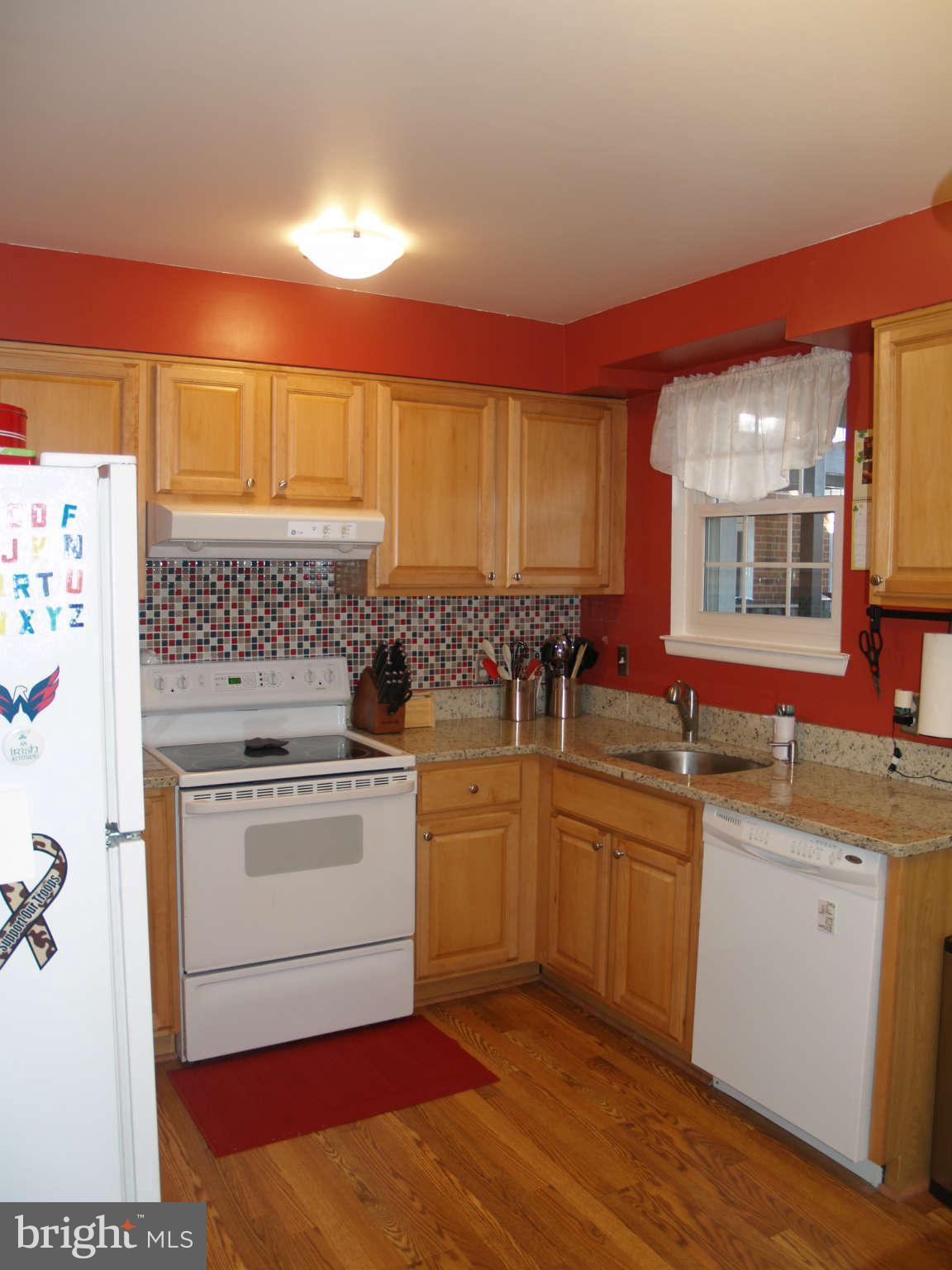 4603 28th Road South, Unit A Arlington, VA 22206 - Photo 8 of 22 Kitchen