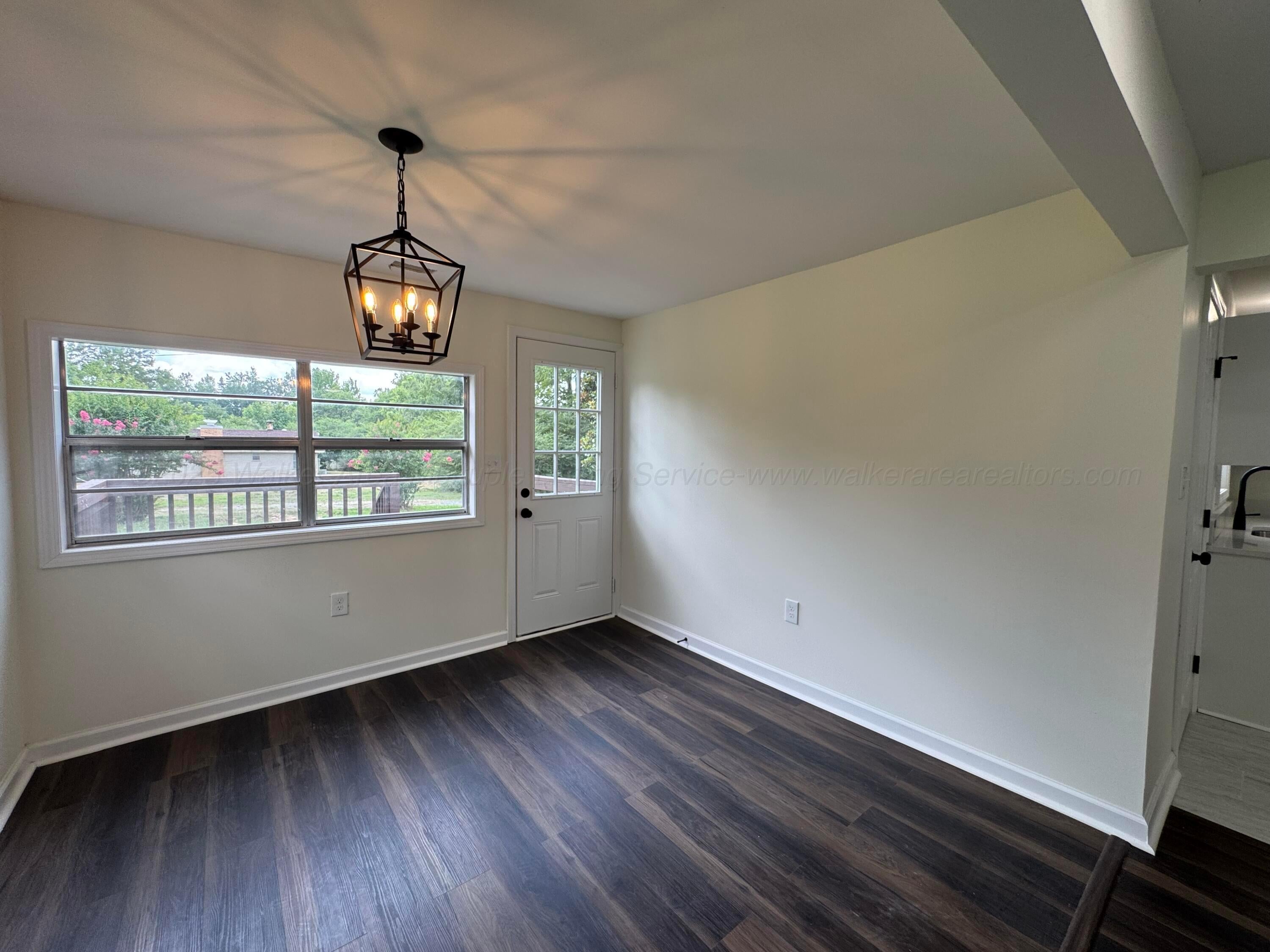180 Mary Austin Road Cordova, AL 35550 - Photo 5 of 26 IMG_9908