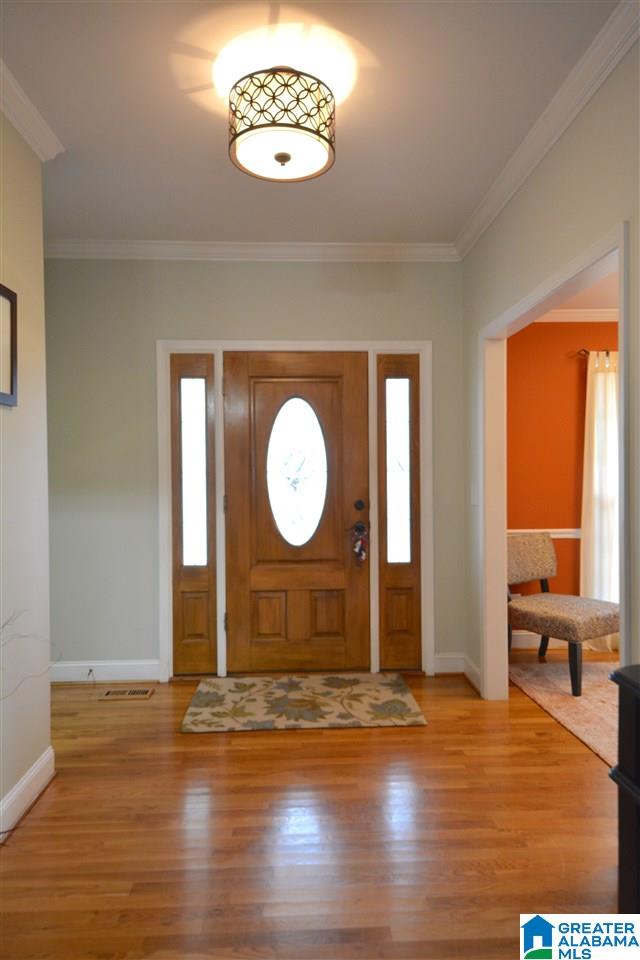 255 Lillian Lane Anniston, AL 36207 - Photo 2 of 21
