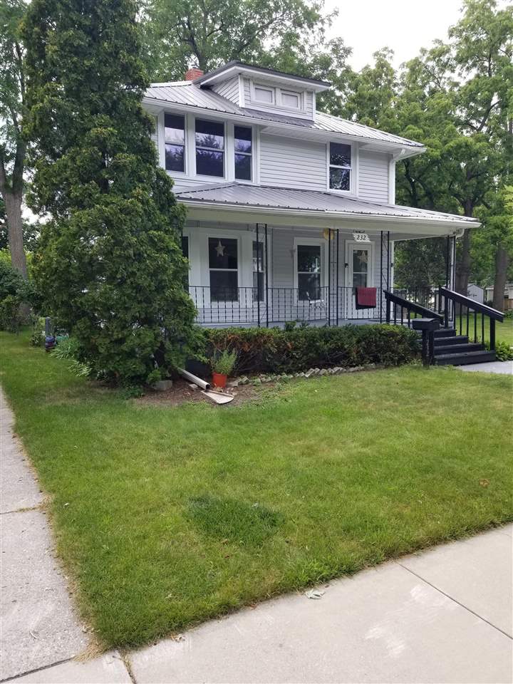 232 Rockingham Avenue Alma, MI 48801 - Photo 3 of 19 1891281-2.JPG