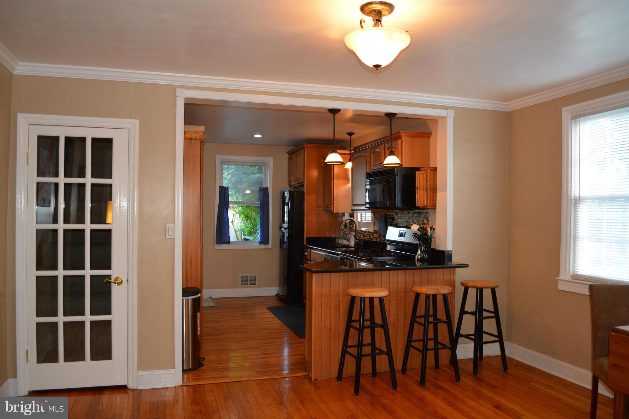 4200 Thorncliff Road Baltimore, MD 21236 - Photo 8 of 16 Dining Room