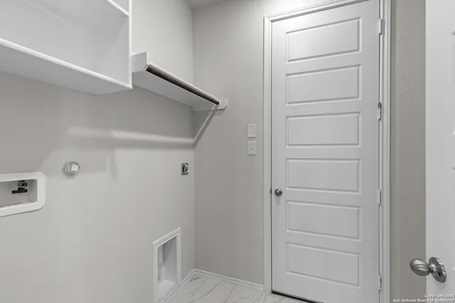 a view of walk in closet