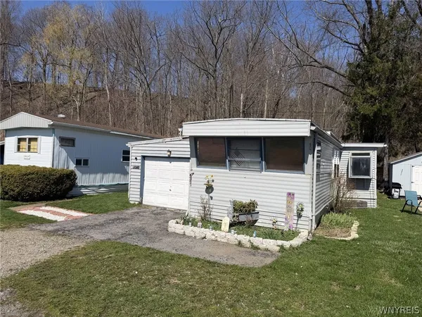 $18,800 | 2040 Hemstreet Road, Marilla, NY 14052