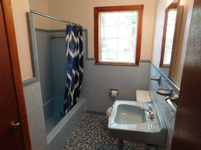 420 West Magnolia Avenue Foley, AL 36535 - Photo 14 of 22 Bathroom 2