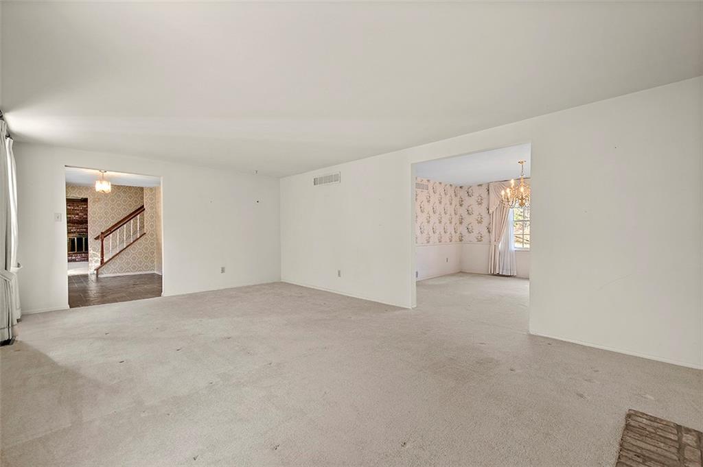 1619 Tiffany Ridge Drive Pittsburgh, PA 15241 - Photo 6 of 25 a view of an empty room with a window