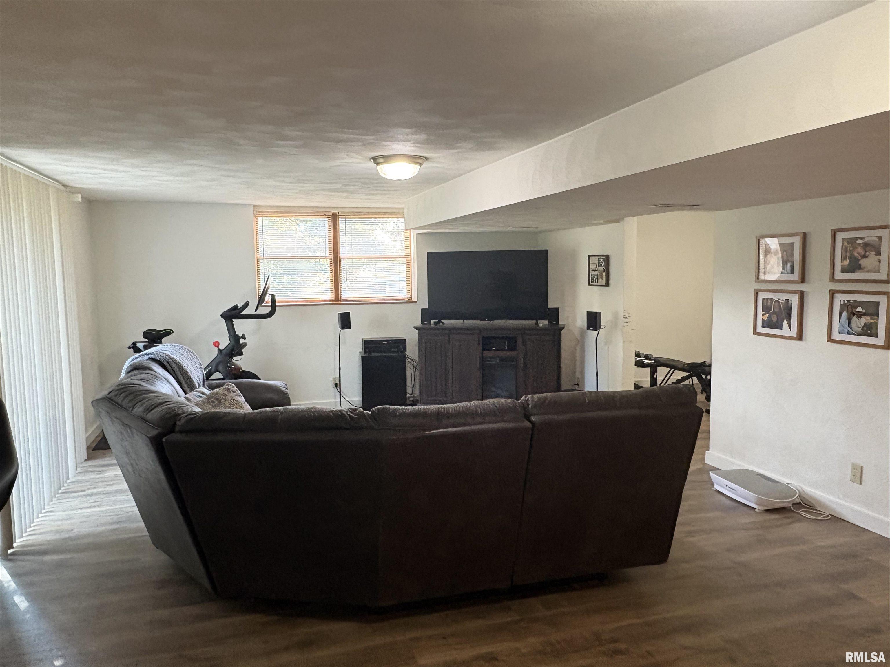 300 North Sunset Drive Manito, IL 61546 - Photo 60 of 72