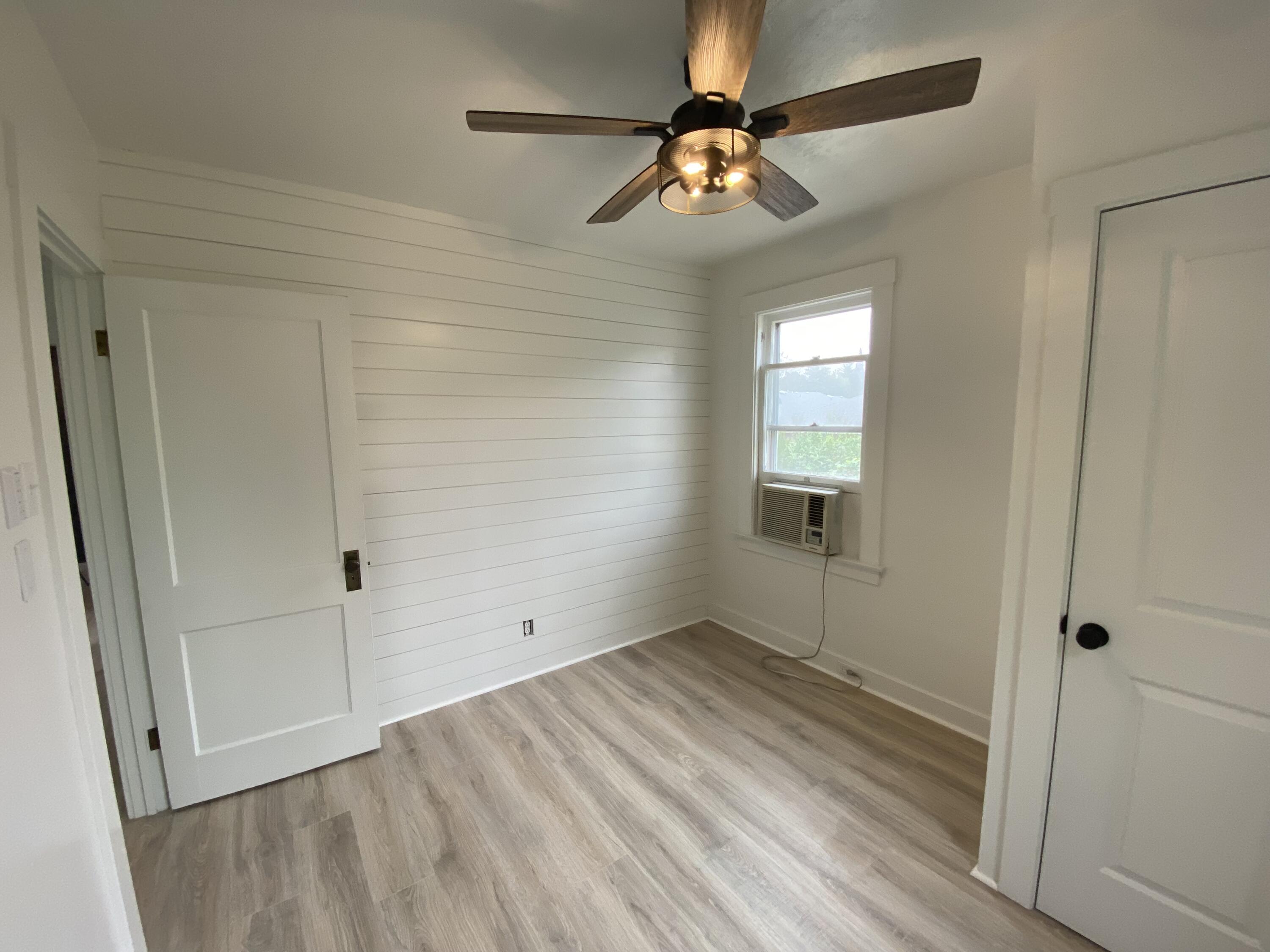 1196 Spring Street Medford, OR 97504 - Photo 10 of 16 Bedroom 1