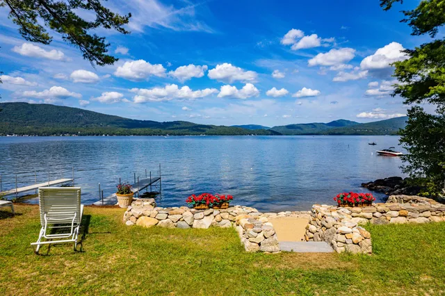 $3,499,000 | 275 Shore Drive North, Bristol, NH 03222