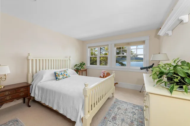 $3,499,000 | 275 Shore Drive North, Bristol, NH 03222