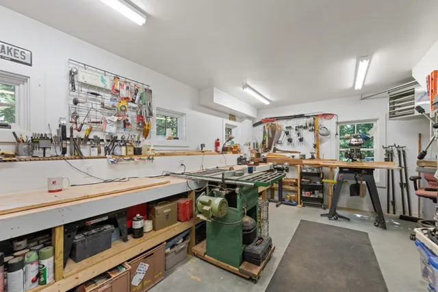 $3,499,000 | 275 Shore Drive North, Bristol, NH 03222