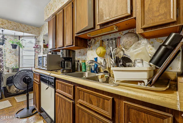 $275,000 | 11010 Pebble Hills Boulevard, El Paso, TX 79936