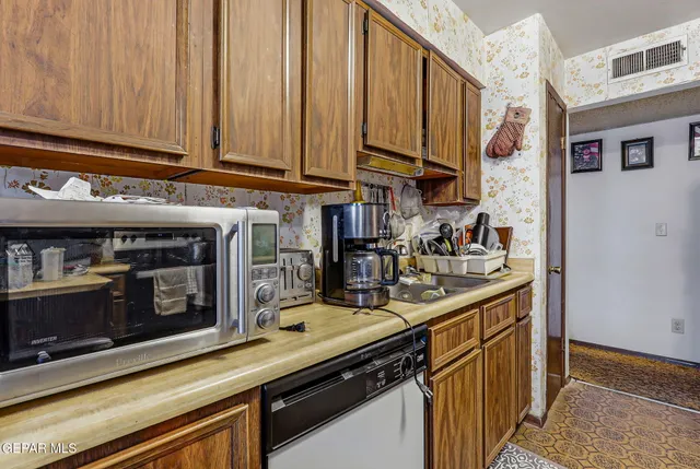 $275,000 | 11010 Pebble Hills Boulevard, El Paso, TX 79936