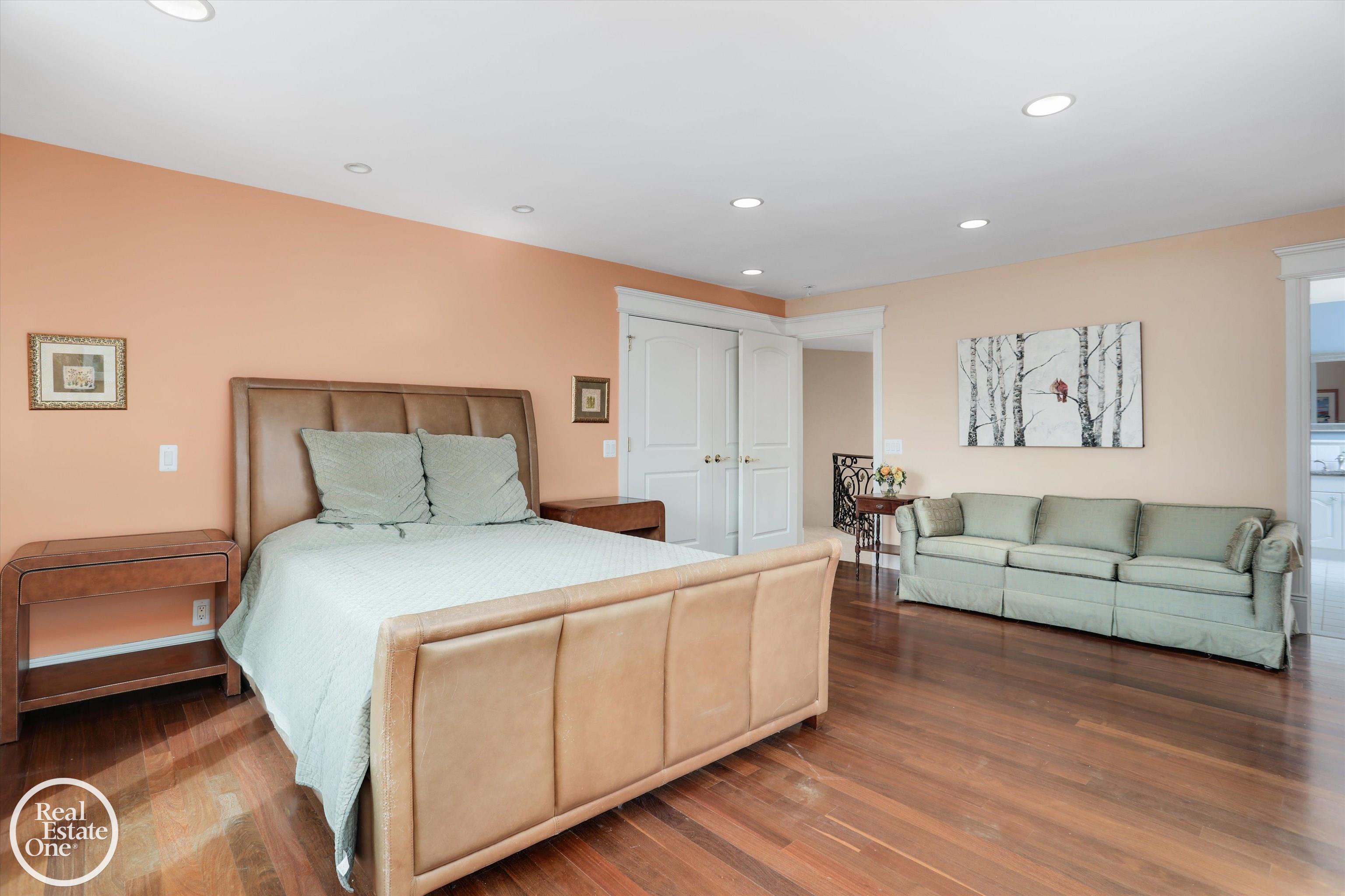 583 Lake Shore Road Grosse Pointe Shores, MI 48236 - Photo 47 of 92
