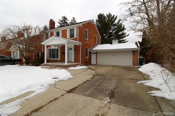 $2,400 | 322 Tannahill Street, Dearborn, MI 48124