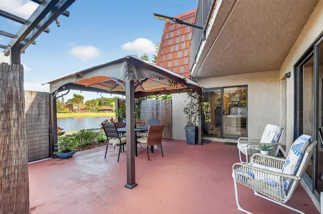 a outdoor view with a sitting space