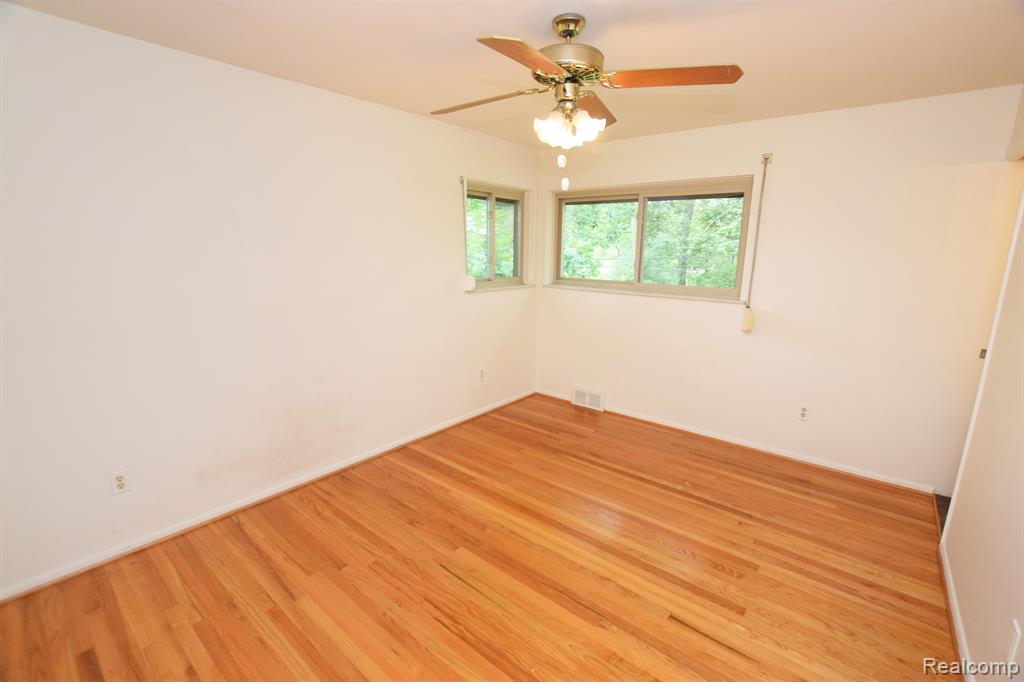 2114 Needham Road Ann Arbor, MI 48104 - Photo 10 of 26