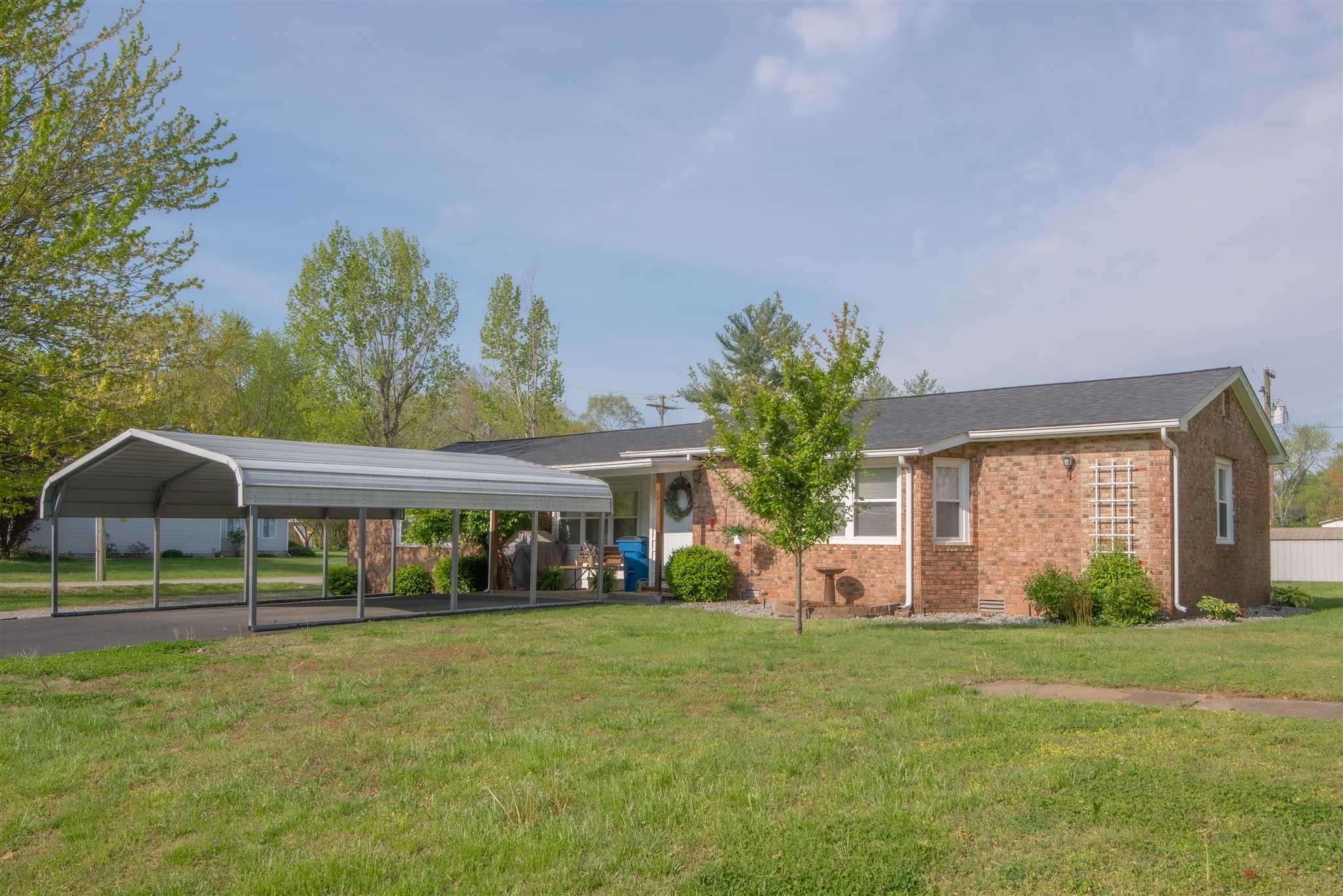511 South Main Street Belle Rive, IL 62810 - Photo 2 of 21 Gallery Image 2