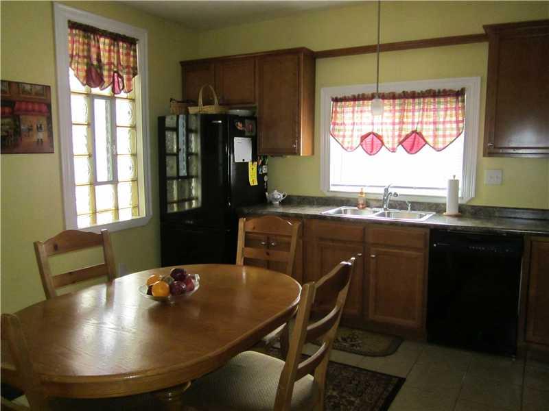 1055 Evergreen Road Millvale, PA 15209 - Photo 4 of 10 Kitchen.