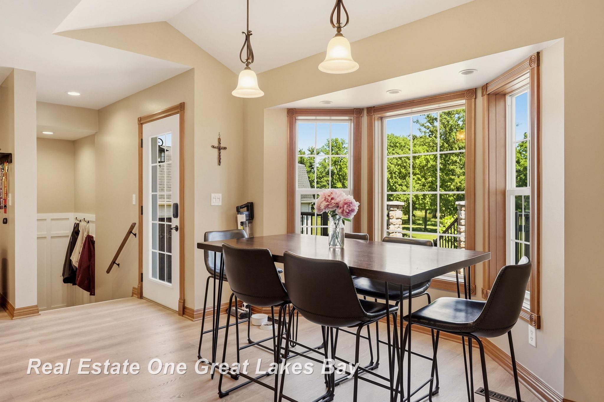2530 North River Road Saginaw, MI 48609 - Photo 16 of 90